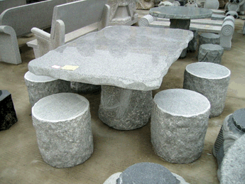石桌2