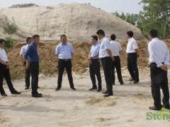 汶上县公安局长许文祥到白石镇督导检查石材相关工作